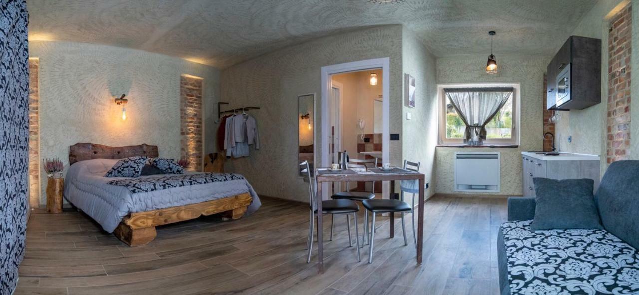 Villa Laura Castellinaldo Екстер'єр фото