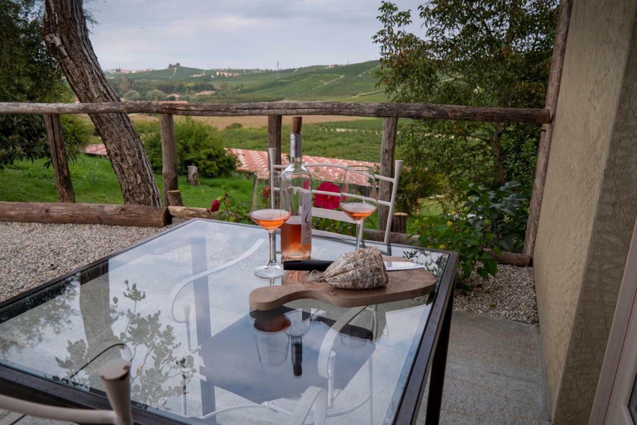 Villa Laura Castellinaldo Екстер'єр фото